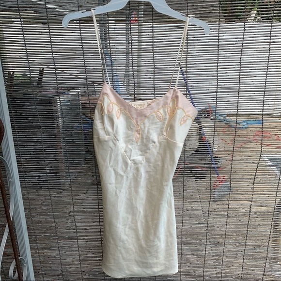 Vintage Victoria’s Secret Gold Label Lingerie - Picture 5 of 9